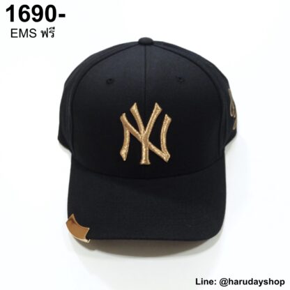 หมวก NY แบรนด์ MLB KOREA สีดำปักทอง