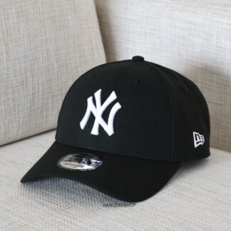 หมวก NY แบรนด์ NEW ERA สีดำปักขาว