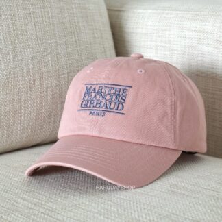 หมวก MARITHE สีชมพูเข้ม (SMALL CLASSIC LOGO CAP)